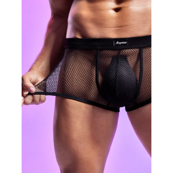 Explora la sensualidad y el confort con este boxer de malla transparente. Perfecto para hombres que buscan un diseño innovador, atrevido y sofisticado.