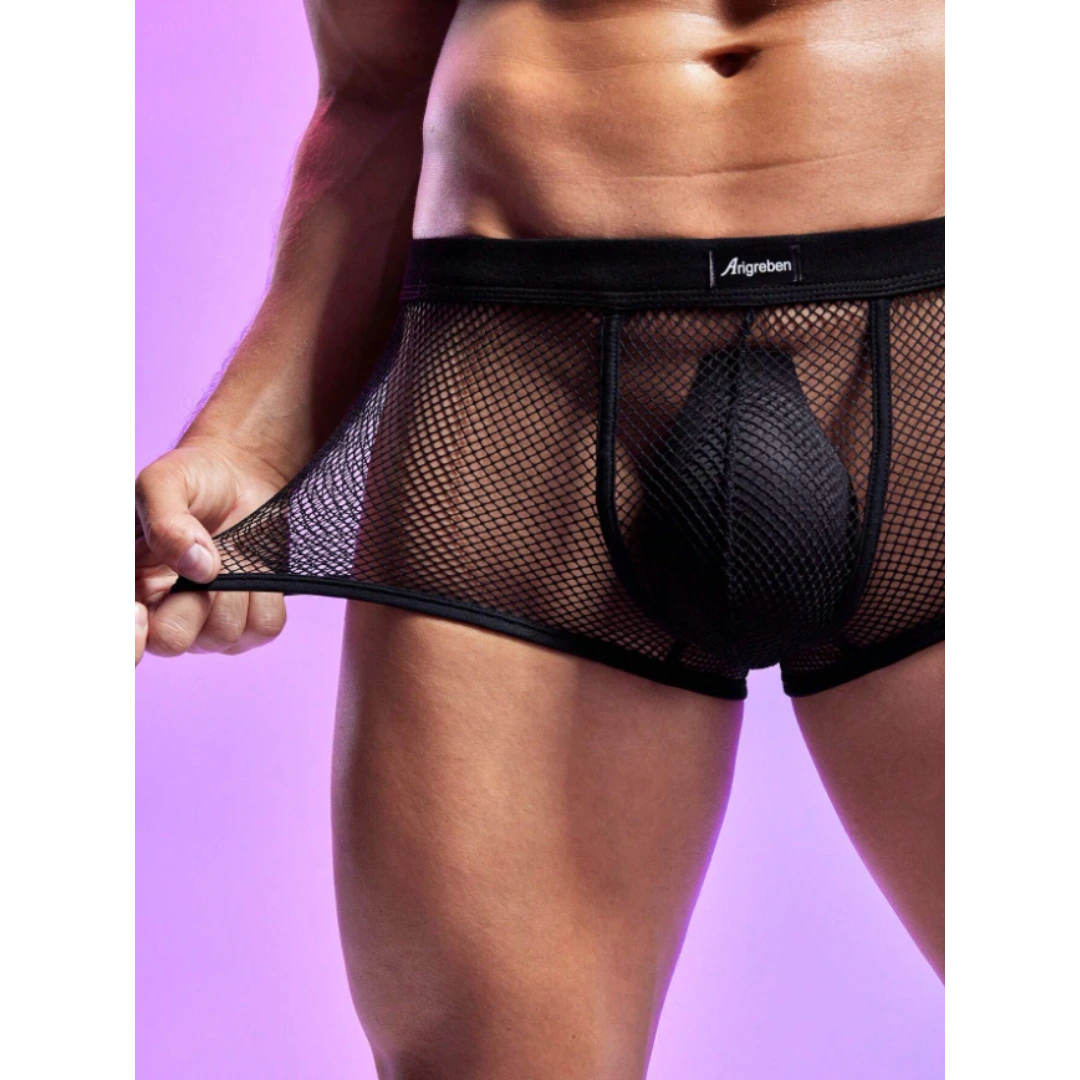 Explora la sensualidad y el confort con este boxer de malla transparente. Perfecto para hombres que buscan un diseño innovador, atrevido y sofisticado.