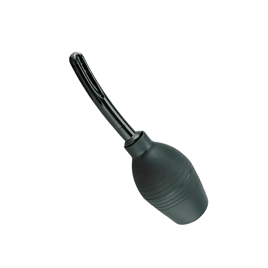 Práctico y fácil de usar, el Limpiador Ducha Anal cuenta con una bombilla de silicona y boquilla de plástico ABS. Ofrece una limpieza eficiente y cómoda gracias a su capacidad de 310 ml. Ideal para mantener la higiene íntima con total seguridad y sencillez.